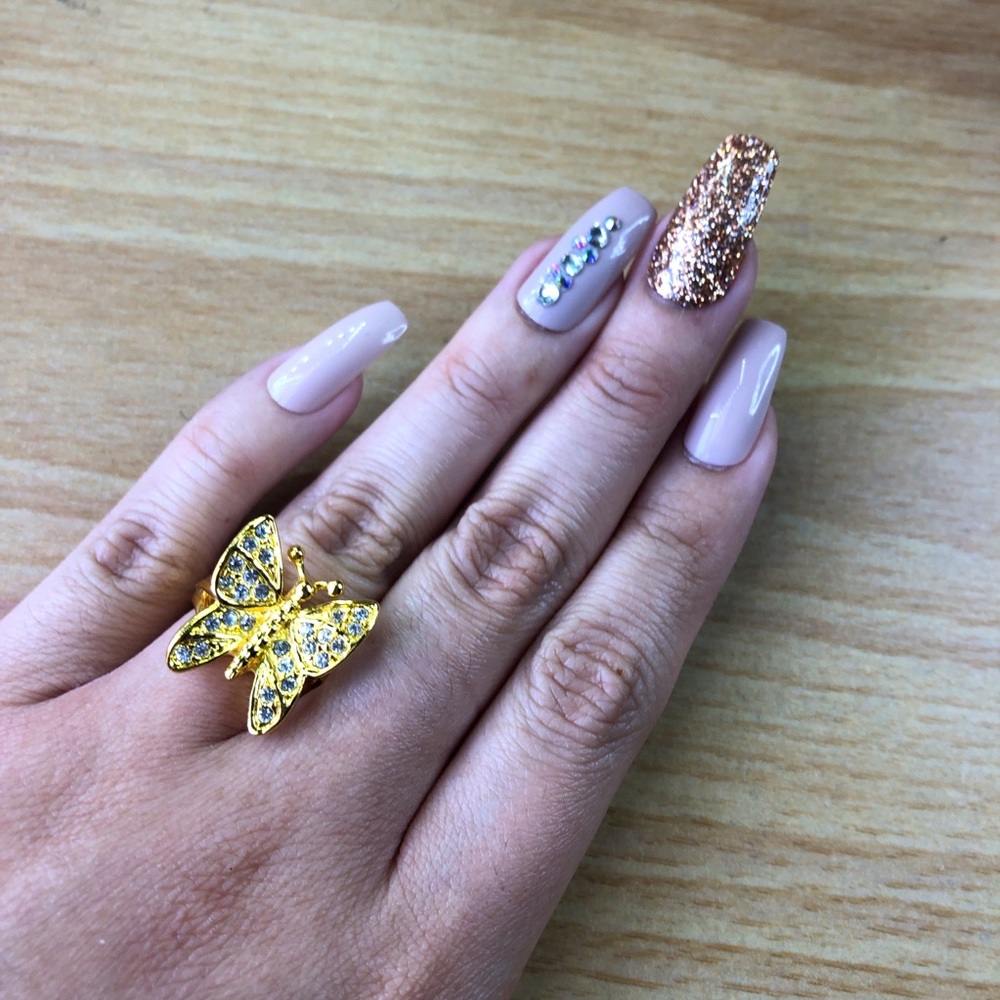Gold Butterfly Rhinestone Ring (Y2K Bratz Vibe)